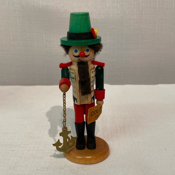 Steinbach Mini Christopher Columbus Nutcracker w/Anchor & Sign 1492-1992 5" Tall - Picture 2 of 16